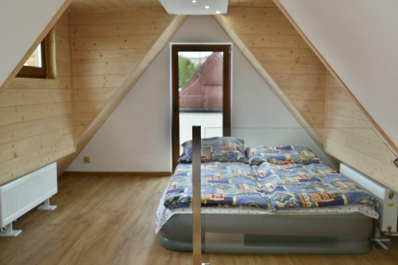 ウストカDomek - Apartament Marynarski Z Kominkiemアパートメント エクステリア 写真